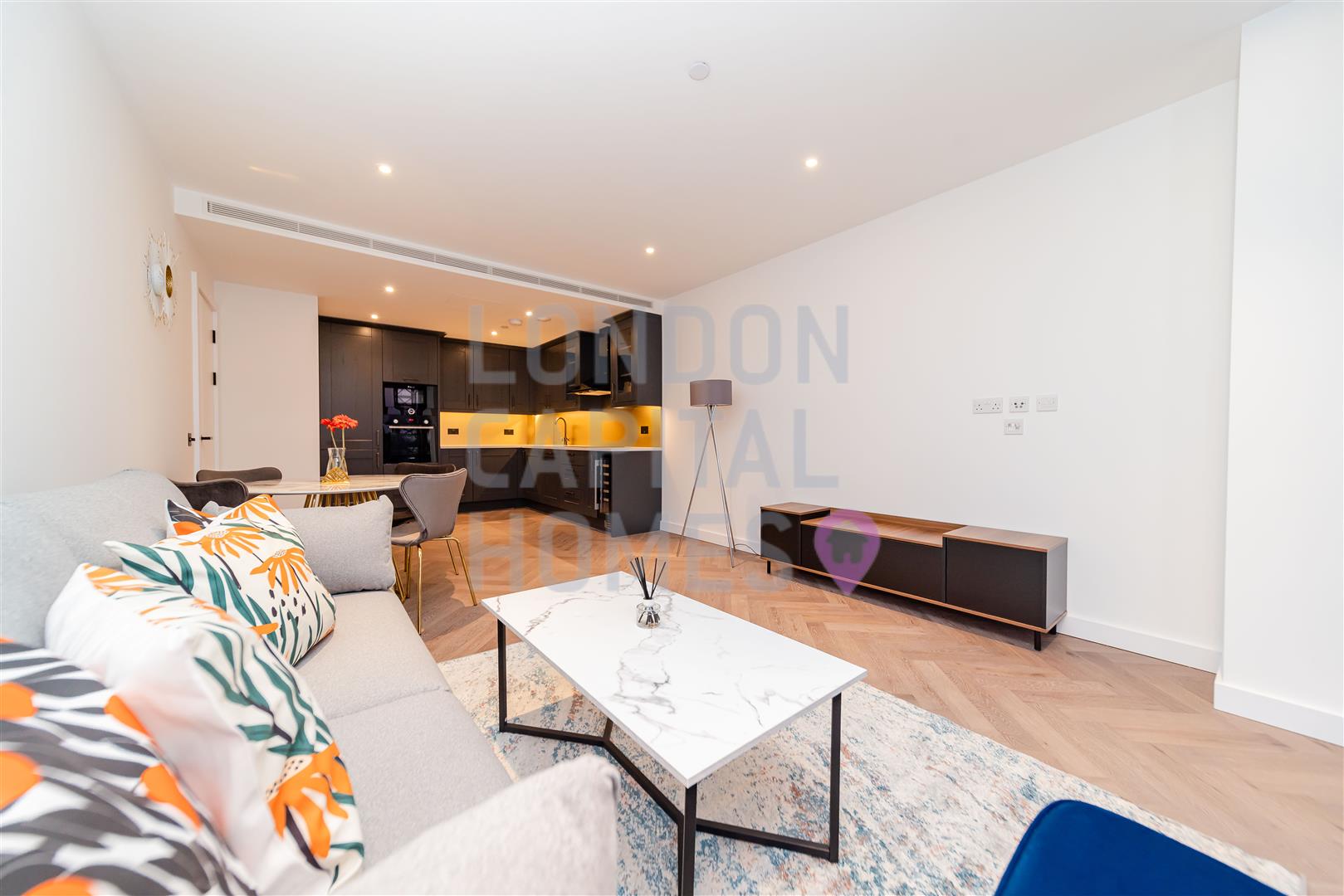 2 bed property in 3 Merino Gardens, London